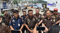 IMG-20251029-WA0001 Kepala Keja ksan Tinggi Sulawesi Utara Jacop Hendrik pada hari Selasa, M.1. melakuan Kunjungan keria perdana pad a Kejaksan Neger Bitung Patipeilohy SH. 28 Oktober 2025. (Foto.Ist)