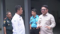 IMG-20251029-WA0003 Wakil Wali Kota Bitung, Bapak Randito Maringka, bersama Sekretaris Direktorat Jenderal Perikanan, DR. Ir. Ridwan Mulyana, M.T. Selama, 28/10/2025. (Foto.Ist)