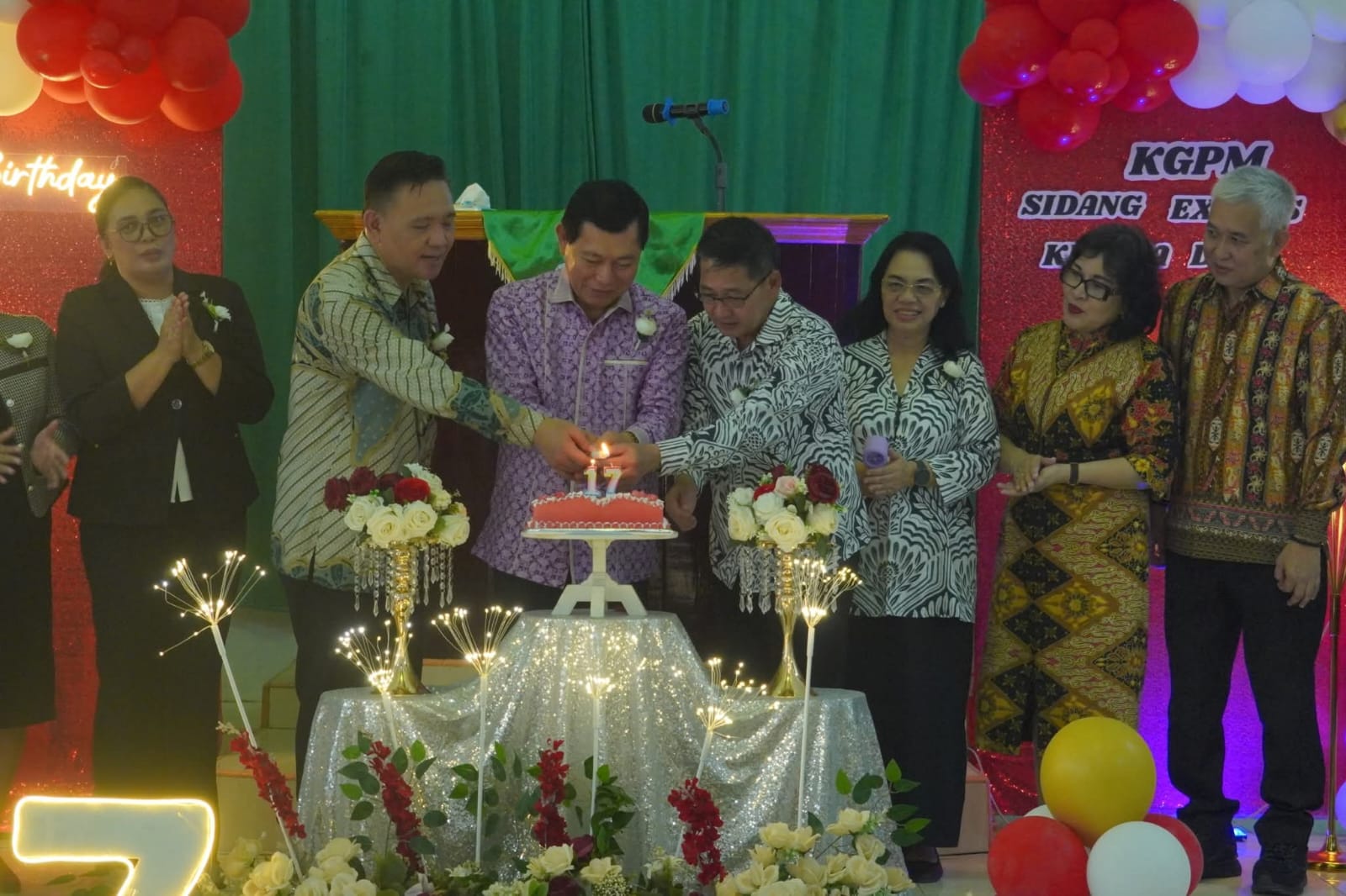 Peresmian yang dilakukan oleh Wali Kota Bitung, Hengky Honandar, SE, bersama Wakil Gubernur Sulawesi Utara, Dr. Victor Mailangkay, ini menjadi bagian dari rangkaian perayaan HUT ke-17 Jemaat KGPM “Sidang Exodus”.