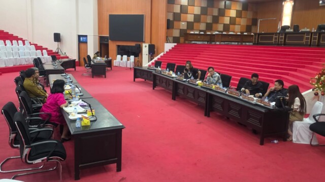 Rapat lintas komisi DPRD Bitung untuk mengawasi pembangunan laboratorium kesehatan masyarakat.