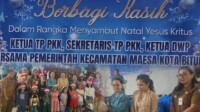 Ketua TP-PKK Kota Bitung Ny Ellen Honandar Sondakh SE, Ketua DWP Kota Bitung Ny. Nurjaya Theno Munarwin, Camat Maesa Welmy Kalangit, S.Sos, MAP beserta jajaran, Ketua Pokja I TP-PKK Kota Bitung, pengurus TP-PKK Kecamatan Maesa, Ketua Yayasan Panti Asuhan Bahasa Kasih Manembo-Nembo sekaligus Ketua Yayasan Seapin Filadelfia