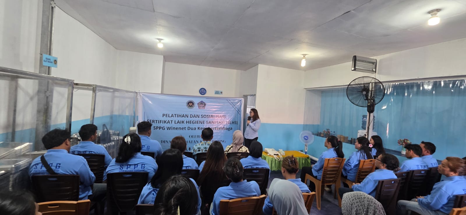 Pelaksanaan Pelatihan dan Sosialisasi Sertifikat Laik Higiene Sanitasi (SLHS) bagi pengelola SPPG yang diselenggarakan oleh Dinas Kesehatan Kota Bitung.