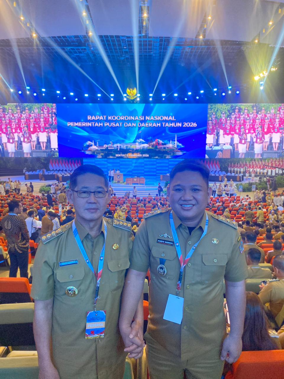 Wali Kota Bitung Hengky Honandar SE dan Wakil Wali Kota Randito Maringka S.Sos.