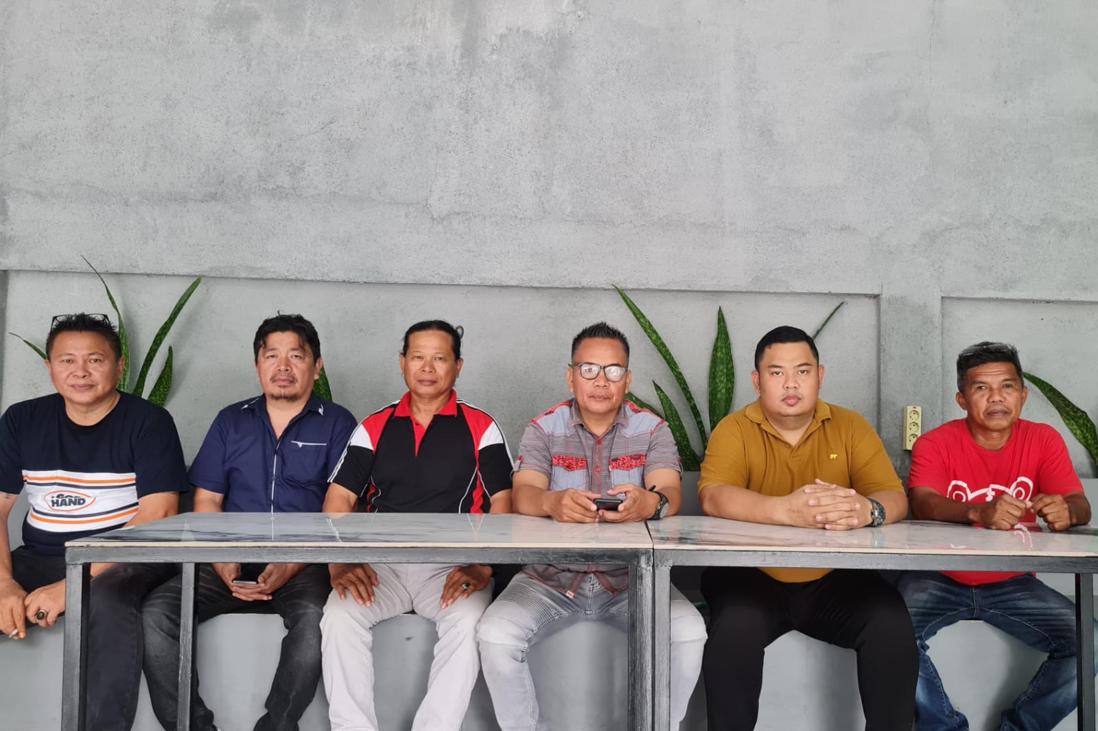 Keterwakilan Enam ormas yang menyatakan sikap, Terkait Penanganan dugaan kasus korupsi perjalanan dinas DPRD Kota Bitung oleh Kejaksaan Negeri (Kejari) Bitung.