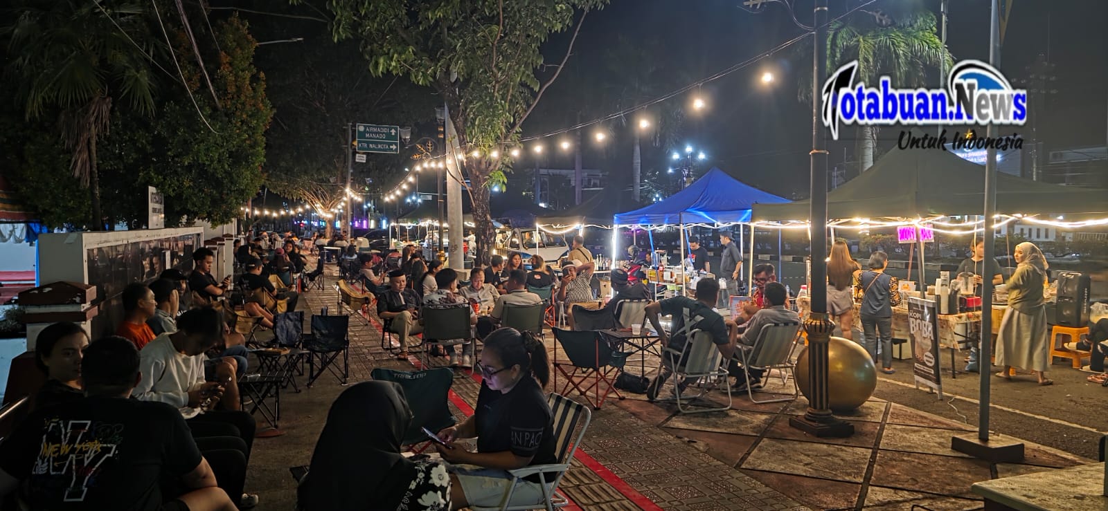 Street Food Ramadan Bulan Suci Ramadan 1447 Hijriah, suasana berbeda tampak di kawasan depan Kejaksaan Negeri Bitung.